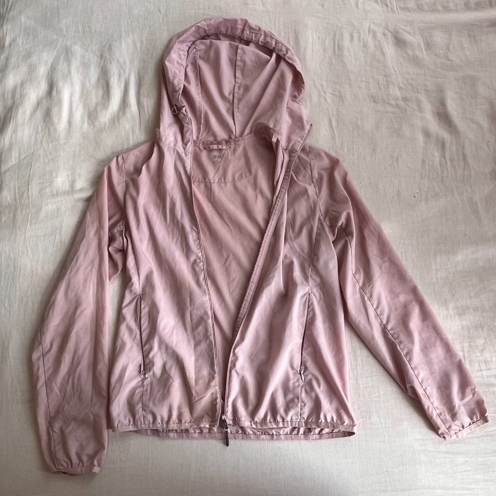 Uniqlo windbreaker XS - Picture 3 of 13